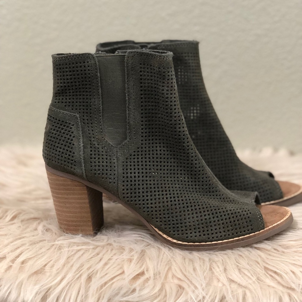 TOMS chunky heels